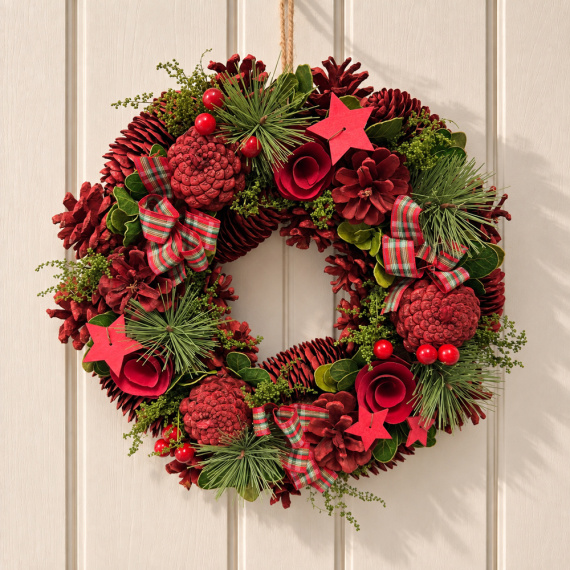 Festive Woodland Wreath
